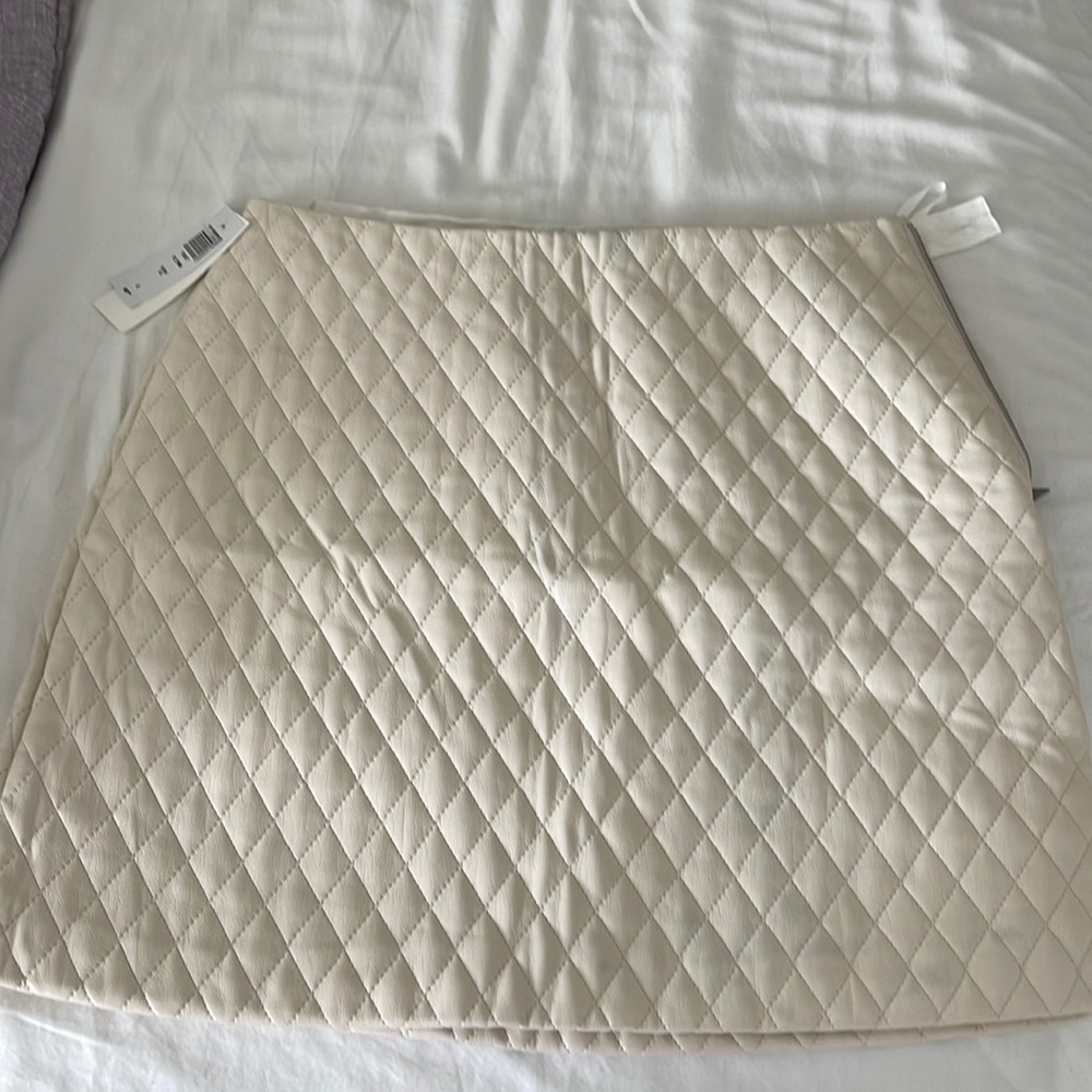 Nwt Sunday best Flynn quilted skirt.